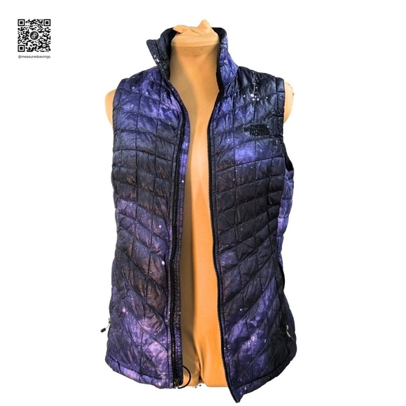 The North Face - Size Small - ThermoBall Cosmic Galaxy Purple Stars Puffer Vest - Picture 3 of 14